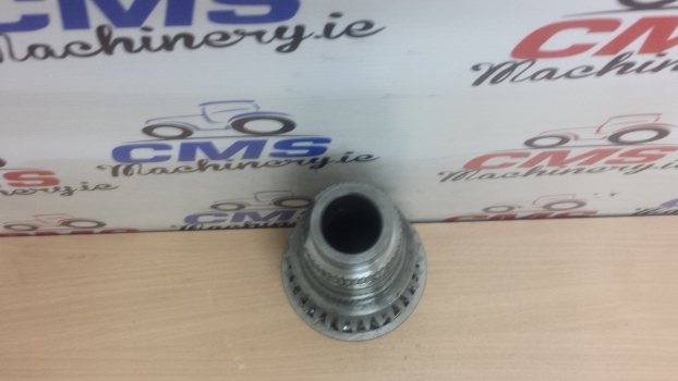 Ford New Holland 40, Ts Ts110, 7840 Transmission Shaft F0nn7c094ad, 81867399 - Transmission pour Tracteur agricole: photos 3 Ford New Holland 40, Ts Ts110, 7840 Transmission Shaft F0nn7c094ad, 81867399 - Transmission pour Tracteur agricole: photos 3