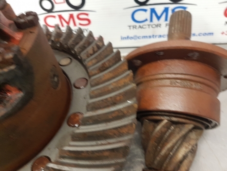 Ford New Holland 7840, Ts, 40, Bevel Gear And Differential 81866326, F0nn4209ca - Différentiel pour Machine agricole: photos 5 Ford New Holland 7840, Ts, 40, Bevel Gear And Differential 81866326, F0nn4209ca - Différentiel pour Machine agricole: photos 5