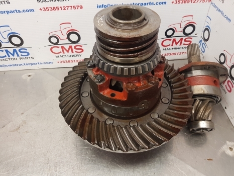 Ford New Holland 7840, Ts, 40, Ts6000 Bevel Gear And Differential 81866326 - Différentiel pour Machine agricole: photos 2 Ford New Holland 7840, Ts, 40, Ts6000 Bevel Gear And Differential 81866326 - Différentiel pour Machine agricole: photos 2
