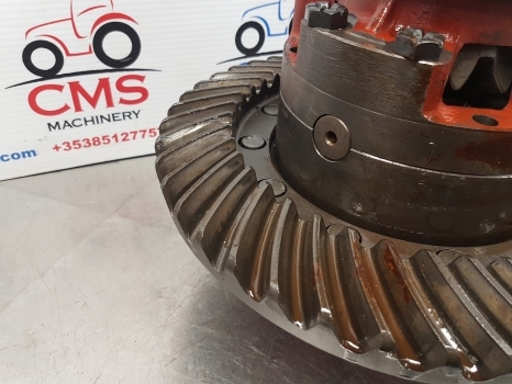 Ford New Holland 7840, Ts, 40, Ts6000 Bevel Gear And Differential 81866326 - Différentiel pour Machine agricole: photos 5 Ford New Holland 7840, Ts, 40, Ts6000 Bevel Gear And Differential 81866326 - Différentiel pour Machine agricole: photos 5