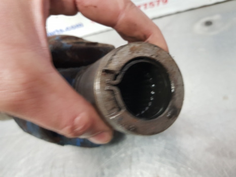 Ford Tw, 30 Ser Tw15 Front Axle Fwd Drive Yoke Joint Zp0501206666, Zp0501205427 - Essieu avant: photos 5 Ford Tw, 30 Ser Tw15 Front Axle Fwd Drive Yoke Joint Zp0501206666, Zp0501205427 - Essieu avant: photos 5