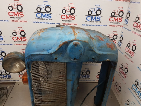 Fordson Major, Power Major, Super Major Nose Cone Original E1addn8203a - Carrosserie et extérieur: photos 2 Fordson Major, Power Major, Super Major Nose Cone Original E1addn8203a - Carrosserie et extérieur: photos 2