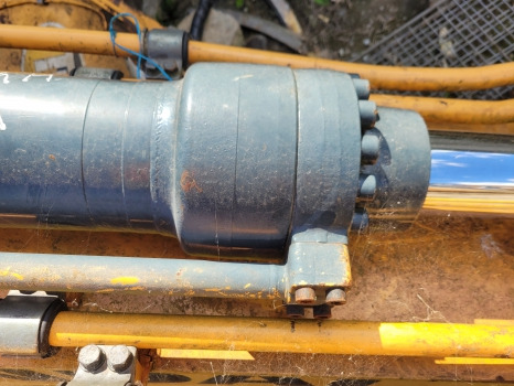 Hyundai Hx220lc Arm Ram Cylinder 31k6-50130, 31y1-45430, 31y1-28640gg - Vérin hydraulique pour Pelle: photos 5 Hyundai Hx220lc Arm Ram Cylinder 31k6-50130, 31y1-45430, 31y1-28640gg - Vérin hydraulique pour Pelle: photos 5