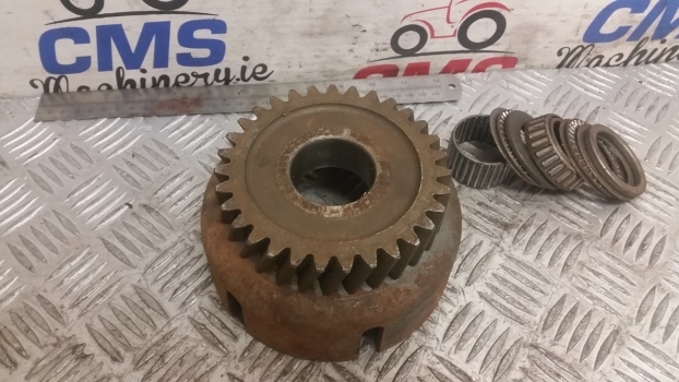 Jcb 3cx, 4cx Housing Gear Clutch 31t 445/11500, 445/04800, 44511500, 44504800 - Embrayage et pièces pour Tractopelle: photos 3 Jcb 3cx, 4cx Housing Gear Clutch 31t 445/11500, 445/04800, 44511500, 44504800 - Embrayage et pièces pour Tractopelle: photos 3