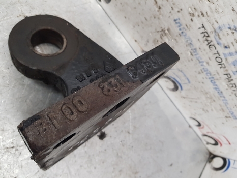 Jcb Tm310, Tm320 Steering Pivot Arm 331/64601, 275/00204, 450/108713 - Commande de gouvernail pour Chariot télescopique: photos 3 Jcb Tm310, Tm320 Steering Pivot Arm 331/64601, 275/00204, 450/108713 - Commande de gouvernail pour Chariot télescopique: photos 3