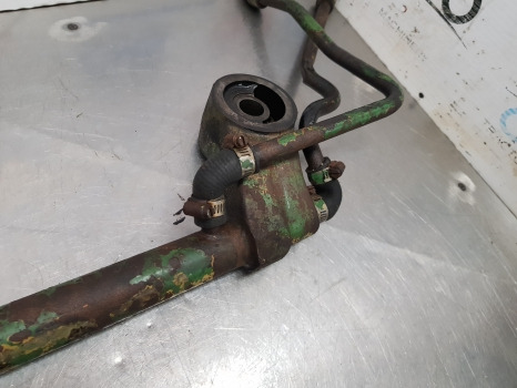 John Deere 1630, 2030, 2130, 35 Series, Engine Oil Cooler Ar67607, R55412 - Radiateur: photos 4 John Deere 1630, 2030, 2130, 35 Series, Engine Oil Cooler Ar67607, R55412 - Radiateur: photos 4
