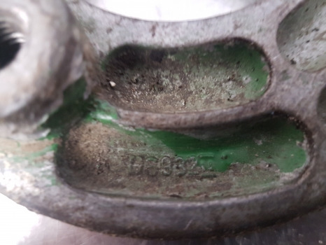 John Deere 1950 Hydraulic Pump Drive Coupling L34432, R78202 - Pompe hydraulique: photos 4 John Deere 1950 Hydraulic Pump Drive Coupling L34432, R78202 - Pompe hydraulique: photos 4