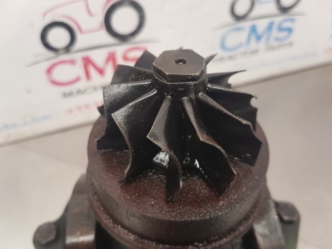 John Deere 2030, 2130, 3150, 3340, 3640 Turbocharger For Parts Only Ar68989 - Turbocompresseur pour Tracteur agricole: photos 2 John Deere 2030, 2130, 3150, 3340, 3640 Turbocharger For Parts Only Ar68989 - Turbocompresseur pour Tracteur agricole: photos 2