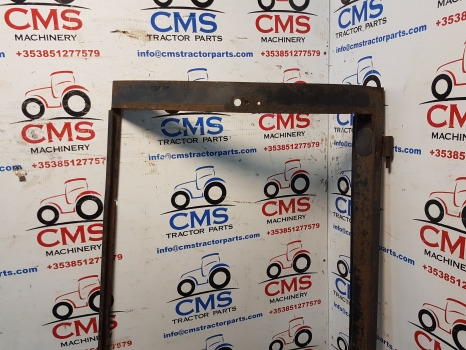 John Deere 2140, 2040, 3040, 3150 Sg2 Cab Door Frame Al118343 , Ar103010 - Portière et pièces: photos 4 John Deere 2140, 2040, 3040, 3150 Sg2 Cab Door Frame Al118343 , Ar103010 - Portière et pièces: photos 4