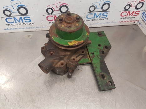 John Deere 2140, 40, 50 Series Water Pump, Pulley R70437, R70434, R70740 - Pompe à liquide de refroidissement pour Machine agricole: photos 1 John Deere 2140, 40, 50 Series Water Pump, Pulley R70437, R70434, R70740 - Pompe à liquide de refroidissement pour Machine agricole: photos 1