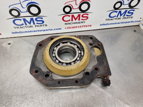 John Deere 2650, 1950, 2250, 2850 Pto Shaft Housing L63330, R69658 - Transmission: photos 3 John Deere 2650, 1950, 2250, 2850 Pto Shaft Housing L63330, R69658 - Transmission: photos 3