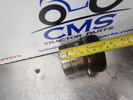 John Deere 2650, 30, 40, 50 Series Pto Drive Shaft Guide R45126 - Transmission: photos 4 John Deere 2650, 30, 40, 50 Series Pto Drive Shaft Guide R45126 - Transmission: photos 4