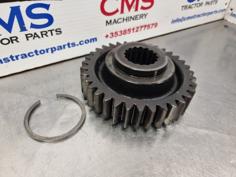 John Deere 2650, 50, 55 Series Pto Gear 35t L41938 - Transmission: photos 3 John Deere 2650, 50, 55 Series Pto Gear 35t L41938 - Transmission: photos 3