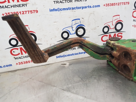 John Deere 30, 40, 50 Ser Brake Master Cylinder L31420, R54979, R54979, Ar63616 - Cylindre de frein pour Machine agricole: photos 3 John Deere 30, 40, 50 Ser Brake Master Cylinder L31420, R54979, R54979, Ar63616 - Cylindre de frein pour Machine agricole: photos 3