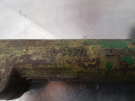 John Deere 3040, 3140, 3640, 3340 Hydraulic Pump Drive Shaft L34571 - Pompe hydraulique: photos 5 John Deere 3040, 3140, 3640, 3340 Hydraulic Pump Drive Shaft L34571 - Pompe hydraulique: photos 5