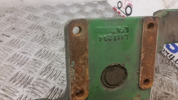 John Deere 6010, 6110, 6210, 6505, 6615, 6415, 6205 Housing Fan Support L111294 - Ventilateur pour Tracteur agricole: photos 2 John Deere 6010, 6110, 6210, 6505, 6615, 6415, 6205 Housing Fan Support L111294 - Ventilateur pour Tracteur agricole: photos 2