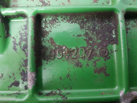 John Deere 6110, 6610, 6400, 6200, Transmission Control Cover L76182, L101207 - Transmission: photos 3 John Deere 6110, 6610, 6400, 6200, Transmission Control Cover L76182, L101207 - Transmission: photos 3