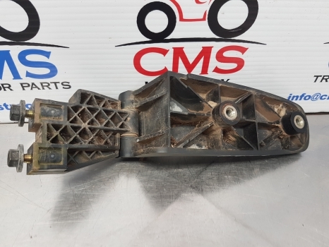 John Deere 6115m, 6m, 6020, 6030 Series, Door Hinge Lhs Al228236, Al179831 - Portière et pièces: photos 3 John Deere 6115m, 6m, 6020, 6030 Series, Door Hinge Lhs Al228236, Al179831 - Portière et pièces: photos 3
