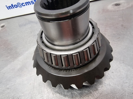 John Deere 6r, 6m, 6145r Hydraulic Pump Drive Gear R317437 - Transmission: photos 4 John Deere 6r, 6m, 6145r Hydraulic Pump Drive Gear R317437 - Transmission: photos 4