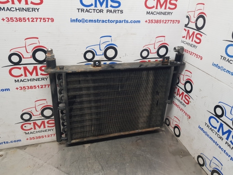 Kubota M5092 Oil Cooler - Radiateur: photos 1 Kubota M5092 Oil Cooler - Radiateur: photos 1