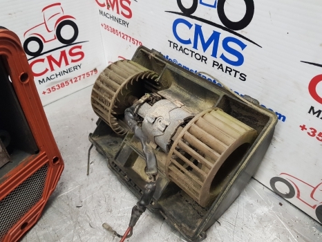 Lamborghini, Same Cab Heating Unit 0.98708.51.4/40, 0.98708.59.1, 0.98708.58.1 - Chauffage/ Ventilation pour Tracteur agricole: photos 2 Lamborghini, Same Cab Heating Unit 0.98708.51.4/40, 0.98708.59.1, 0.98708.58.1 - Chauffage/ Ventilation pour Tracteur agricole: photos 2
