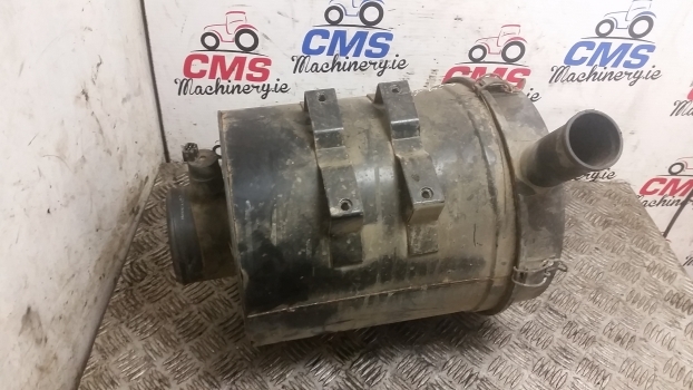Landini Mythos Series 110, 115 Engine Air Filter Housing 3670486m92 - Filtre à air pour Tracteur agricole: photos 4 Landini Mythos Series 110, 115 Engine Air Filter Housing 3670486m92 - Filtre à air pour Tracteur agricole: photos 4