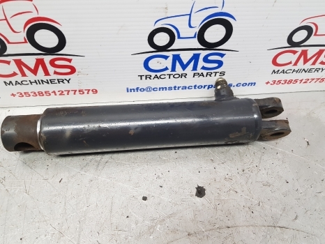 Landini Vision 105 Lift Assist Cylinder Ram Parts 3186443m91, 3314679m1 - Vérin hydraulique pour Tracteur agricole: photos 2 Landini Vision 105 Lift Assist Cylinder Ram Parts 3186443m91, 3314679m1 - Vérin hydraulique pour Tracteur agricole: photos 2