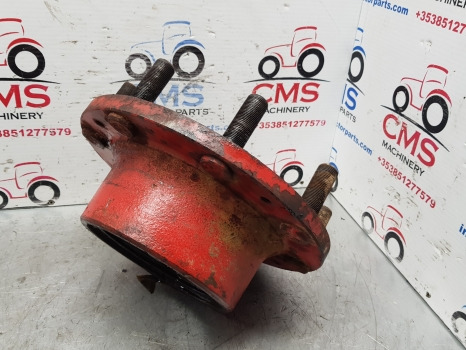 Manitou Maniscopic Clark Hurth 172/160, 172/453 Hub Bolt Plate 738.06.019.03 - Essieu avant: photos 3 Manitou Maniscopic Clark Hurth 172/160, 172/453 Hub Bolt Plate 738.06.019.03 - Essieu avant: photos 3
