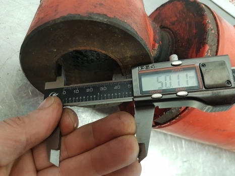 Manitou Mrt 2540, 2150, Mrt-x2150 Stabiliser Tilt Cylinder 569635 - Vérin hydraulique pour Chariot télescopique: photos 4 Manitou Mrt 2540, 2150, Mrt-x2150 Stabiliser Tilt Cylinder 569635 - Vérin hydraulique pour Chariot télescopique: photos 4