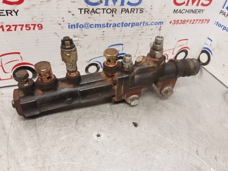 Manitou Mrt 2540 Brake Master Cylinder Pump 740150 - Pièces de frein pour Chariot télescopique: photos 1 Manitou Mrt 2540 Brake Master Cylinder Pump 740150 - Pièces de frein pour Chariot télescopique: photos 1