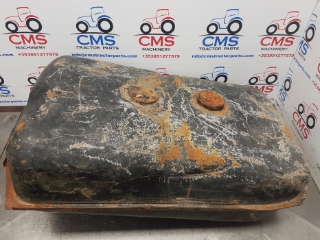 Massey Ferguson 135, 100series Fuel Tank Original , Check Measurement 1861644m91 - Réservoir de carburant pour Tracteur agricole: photos 1 Massey Ferguson 135, 100series Fuel Tank Original , Check Measurement 1861644m91 - Réservoir de carburant pour Tracteur agricole: photos 1