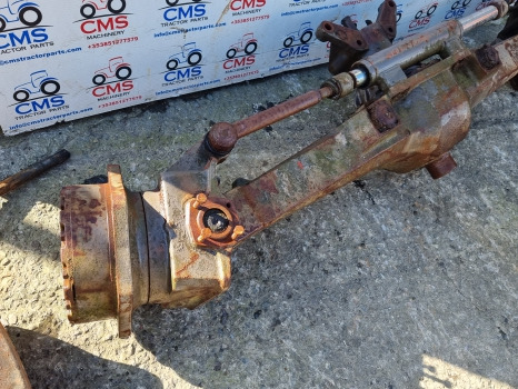 Massey Ferguson 3125, 3645, 3670, 3635, Front Axle Complete 3428419m92 - Essieu et pièces: photos 2 Massey Ferguson 3125, 3645, 3670, 3635, Front Axle Complete 3428419m92 - Essieu et pièces: photos 2