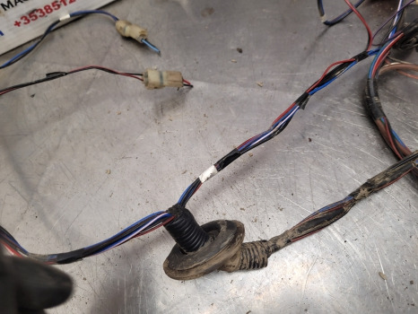 Câble/ Fil Massey Ferguson 4355, 4255, 4245 Cab Roof Wiring Loom Roof Wiring Loom: photos 6