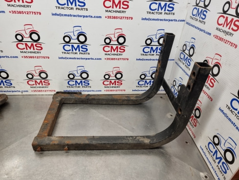 Massey Ferguson 5713s, 5613, 5611, 5712 Fuel Tank Support Bracket Lhs 4356814m91 - Réservoir de carburant: photos 1 Massey Ferguson 5713s, 5613, 5611, 5712 Fuel Tank Support Bracket Lhs 4356814m91 - Réservoir de carburant: photos 1