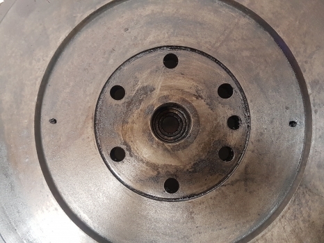 Massey Ferguson 65 Mk1 Engine Flywheel Mf65 - Volant moteur pour Tracteur agricole: photos 3 Massey Ferguson 65 Mk1 Engine Flywheel Mf65 - Volant moteur pour Tracteur agricole: photos 3