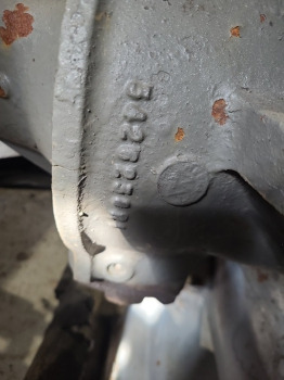 Massey Ferguson 690, 290, 275, 675 Fwd Front Axle Complete 3426235m1, 3426238r1 - Essieu et pièces: photos 5 Massey Ferguson 690, 290, 275, 675 Fwd Front Axle Complete 3426235m1, 3426238r1 - Essieu et pièces: photos 5