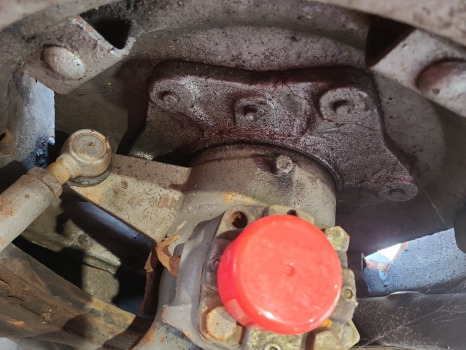 Massey Ferguson 690, 290, 275, 675 Fwd Front Axle Complete 3426235m1, 3426238r1 - Essieu et pièces: photos 1 Massey Ferguson 690, 290, 275, 675 Fwd Front Axle Complete 3426235m1, 3426238r1 - Essieu et pièces: photos 1