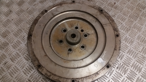 Massey Ferguson Flywheel Assembly With Ring Gear 0410236, 3121h002 - Volant moteur pour Tracteur agricole: photos 5 Massey Ferguson Flywheel Assembly With Ring Gear 0410236, 3121h002 - Volant moteur pour Tracteur agricole: photos 5