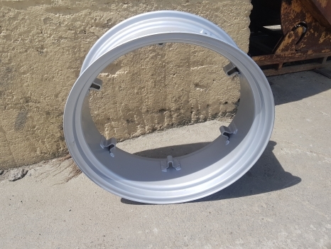 Massey Ferguson, Fordson, Ford, David Brown, International Rear Wheel Rim W10x28 - Jante pour Tracteur agricole: photos 2 Massey Ferguson, Fordson, Ford, David Brown, International Rear Wheel Rim W10x28 - Jante pour Tracteur agricole: photos 2