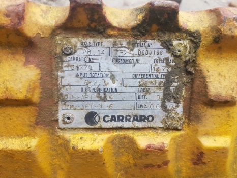 Matbro Carraro 28.14 131779 Axle Body, Housing 131641, 11147 - Essieu et pièces pour Machine agricole: photos 2 Matbro Carraro 28.14 131779 Axle Body, Housing 131641, 11147 - Essieu et pièces pour Machine agricole: photos 2