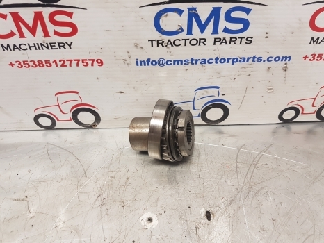 Mccormick Mc, Mc100, Case Mx, Mxc, Mx100 Transmission Shaft Collar 1345906c1 - Transmission pour Tracteur agricole: photos 2 Mccormick Mc, Mc100, Case Mx, Mxc, Mx100 Transmission Shaft Collar 1345906c1 - Transmission pour Tracteur agricole: photos 2