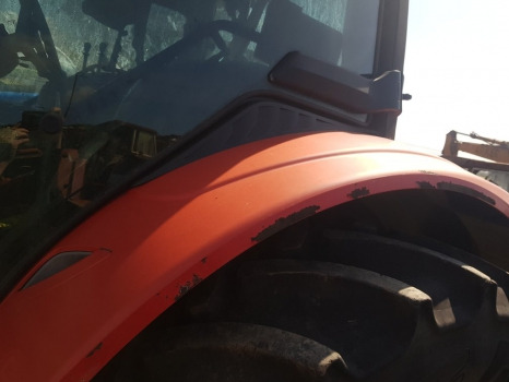 Mccormick X7.650 Cab Mudguard Fender Rear Kit - Aile pour Tracteur agricole: photos 3 Mccormick X7.650 Cab Mudguard Fender Rear Kit - Aile pour Tracteur agricole: photos 3