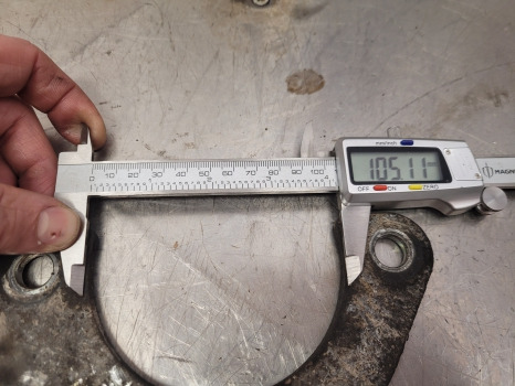 Neuson Ls6001 Hydraulic Pump Support Bracket Plate - Pompe hydraulique: photos 4 Neuson Ls6001 Hydraulic Pump Support Bracket Plate - Pompe hydraulique: photos 4