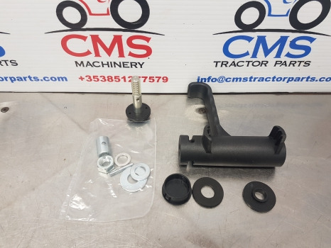 New Holland 40, T5000, Ts, Tsa, T5, T7, Ts Series Windows Latching Kit 47464541 - Fenêtre et pièces: photos 4 New Holland 40, T5000, Ts, Tsa, T5, T7, Ts Series Windows Latching Kit 47464541 - Fenêtre et pièces: photos 4