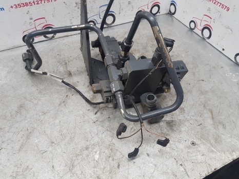 New Holland Fiat 60, Tm, F, L, 35 Trailer Brake Valve 5165720, 5157491, 5157480 - Valve de frein pour Tracteur agricole: photos 3 New Holland Fiat 60, Tm, F, L, 35 Trailer Brake Valve 5165720, 5157491, 5157480 - Valve de frein pour Tracteur agricole: photos 3