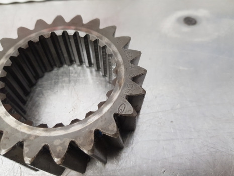 New Holland Fiat Case Tm155, 60, Tm, Mxm Pto Driven Gear Z22 750rpm 5151254 - Transmission: photos 5 New Holland Fiat Case Tm155, 60, Tm, Mxm Pto Driven Gear Z22 750rpm 5151254 - Transmission: photos 5