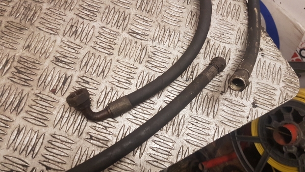 New Holland Fiat Ford L, M, 60, Tl, 35 Series L95 Steering Orbital Unit Pipes - Commande de gouvernail pour Tracteur agricole: photos 2 New Holland Fiat Ford L, M, 60, Tl, 35 Series L95 Steering Orbital Unit Pipes - Commande de gouvernail pour Tracteur agricole: photos 2