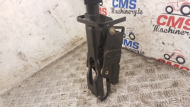 New Holland Fiat Ford L,tl Ect. Series Steering Colum & Steering Wheel 82009379 - Colonne de direction pour Tracteur agricole: photos 3 New Holland Fiat Ford L,tl Ect. Series Steering Colum & Steering Wheel 82009379 - Colonne de direction pour Tracteur agricole: photos 3