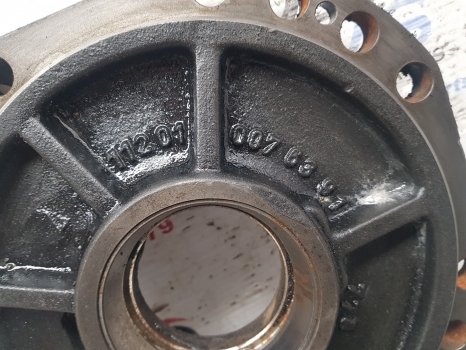 New Holland Lm435a Dana Spicer Brake Plate 112.01.007.63; 1120100763 - Pièces de frein pour Chariot télescopique: photos 2 New Holland Lm435a Dana Spicer Brake Plate 112.01.007.63; 1120100763 - Pièces de frein pour Chariot télescopique: photos 2