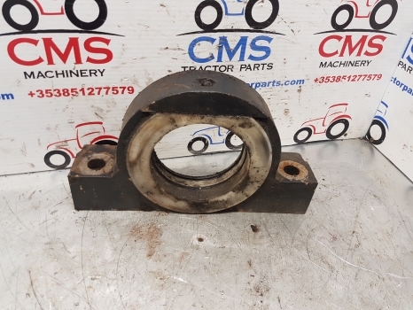 New Holland Lm435a, Lm415a, Lm425a, Lm445a Rear Axle Support 85825742 - Essieu arrière pour Chariot télescopique: photos 2 New Holland Lm435a, Lm415a, Lm425a, Lm445a Rear Axle Support 85825742 - Essieu arrière pour Chariot télescopique: photos 2
